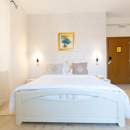 Hotel Heritage Park Hvar 4*