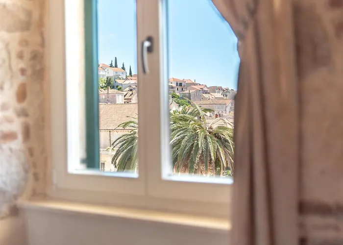 ホテル Heritage Park Hvar フヴァル