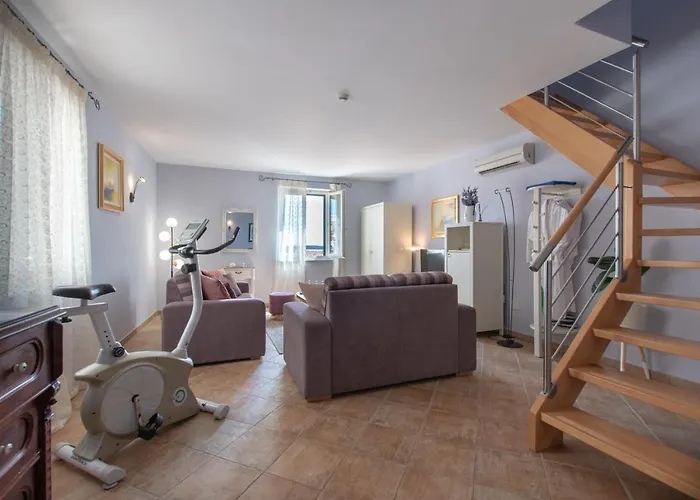 ホテル Heritage Park Hvar フヴァル