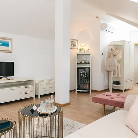 Отель Heritage Park Hvar 4*