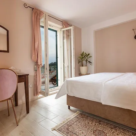 Heritage Park Hvar Hotel