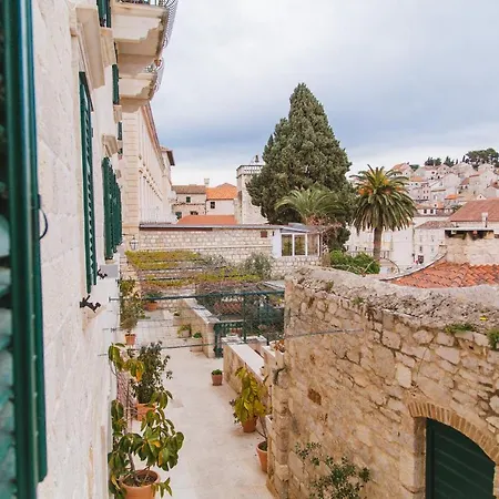 Готель Heritage Park Hvar