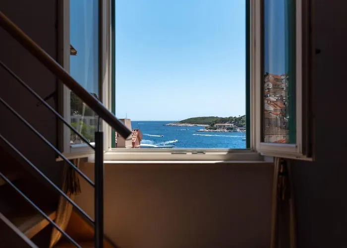 Heritage Park Hvar 호텔