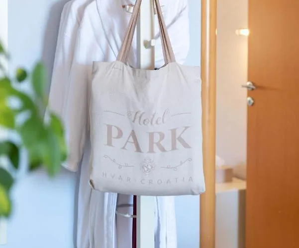 Heritage Park Hvar 호텔 흐바르