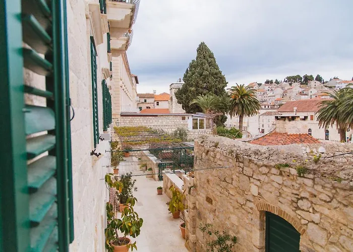 Готель Heritage Park Hvar