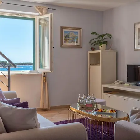 Heritage Park Hvar Hotel